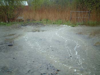 Landfill Flooding 051406 149